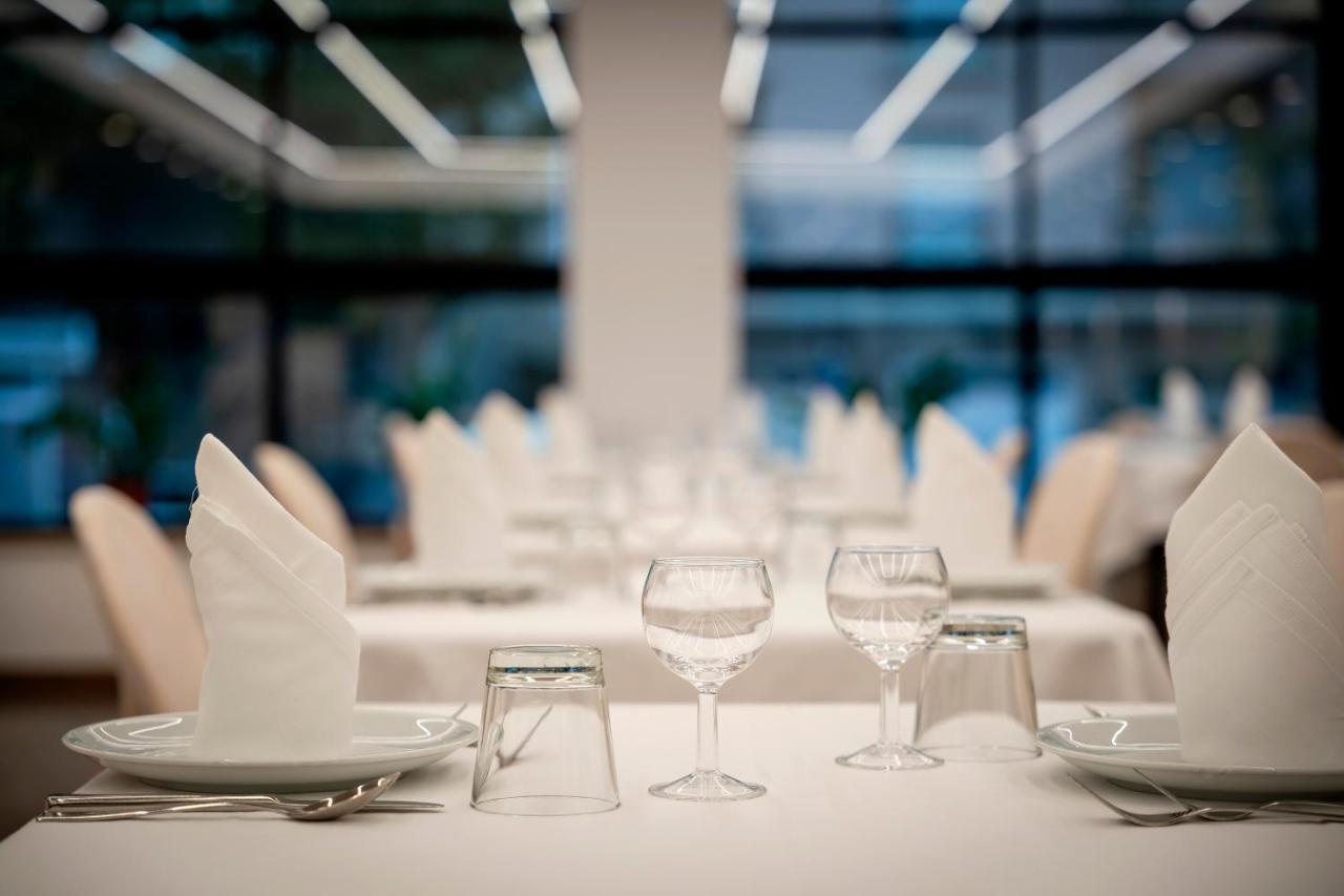 Hotel Queen Mary Κατόλικα Εξωτερικό φωτογραφία