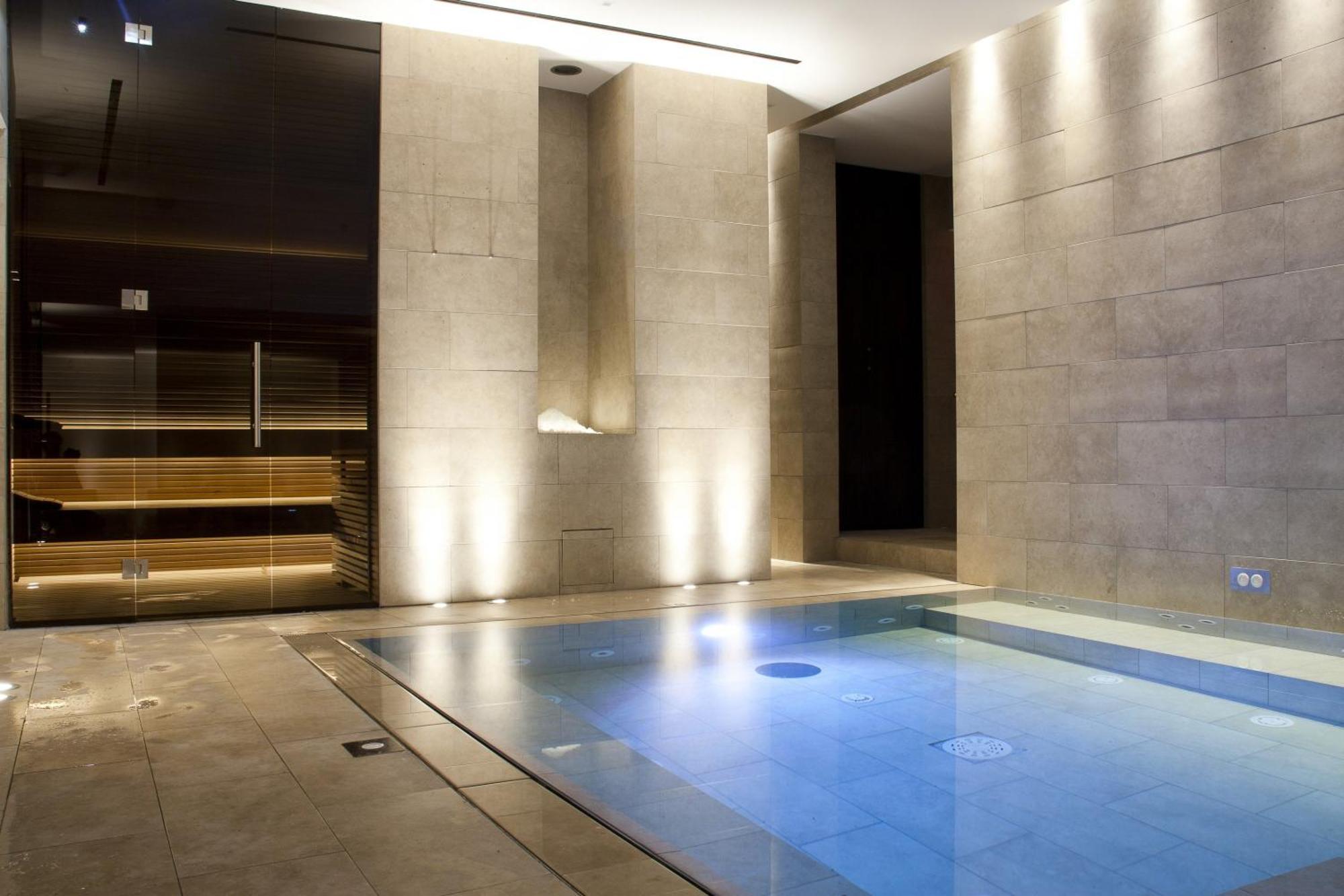 Hotel Queen Mary Κατόλικα Εξωτερικό φωτογραφία