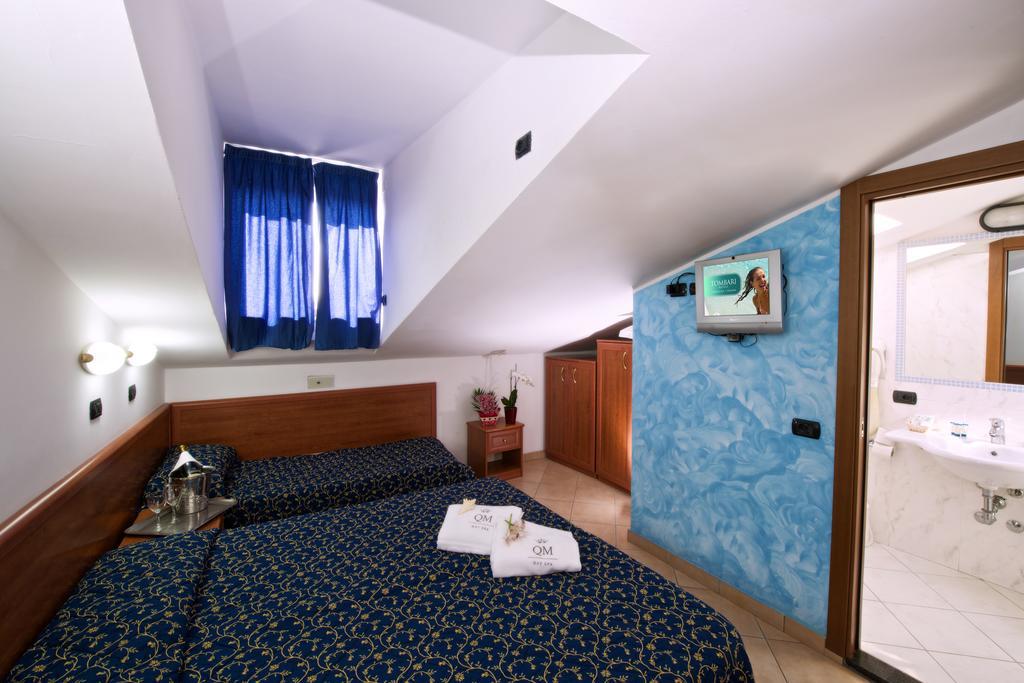 Hotel Queen Mary Κατόλικα Δωμάτιο φωτογραφία